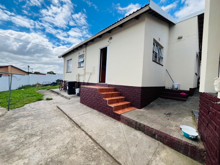 2 Bedroom Property for Sale in Mdantsane Eastern Cape